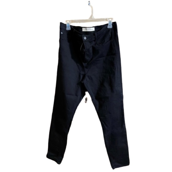 Gap - Black Jeans - Size 32